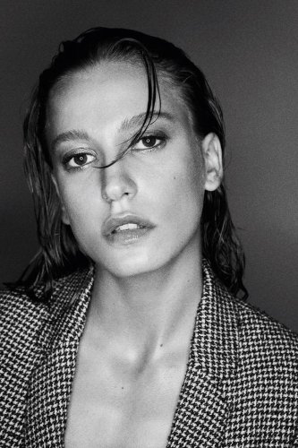 Serenay Sarıkaya