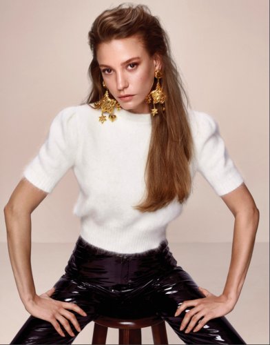 Serenay Sarıkaya