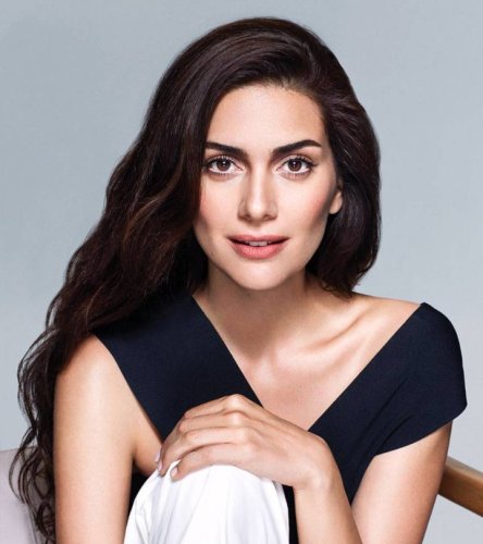 Bergüzar Korel