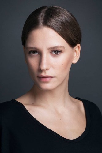 Serenay Sarıkaya